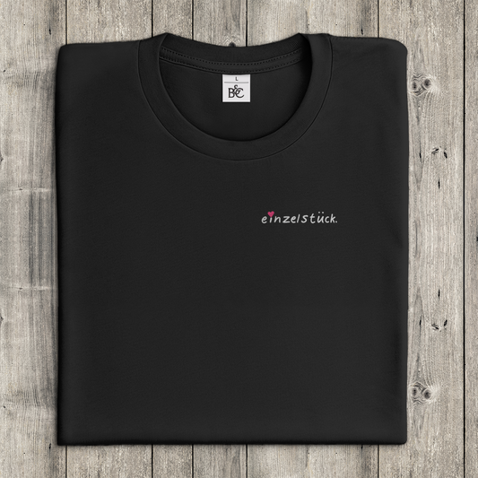 T-Shirt Frauen Minimalistisch – Einzelstück